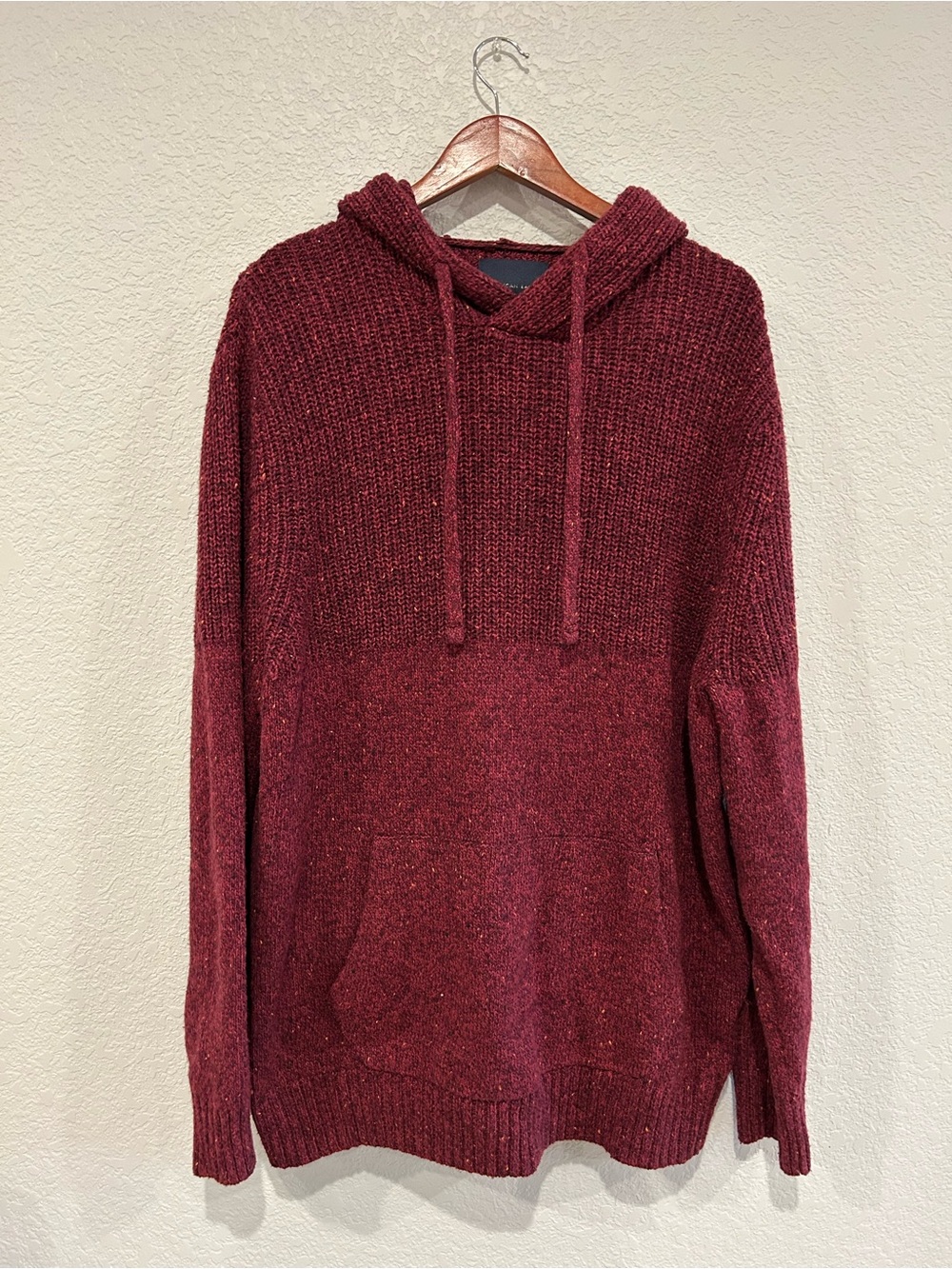 American Eagle Outfitters Men's Burgundy Knit Hooded Sweater